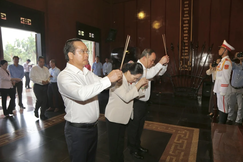 chu-tich-nuoc-luong-cuong-6.jpg