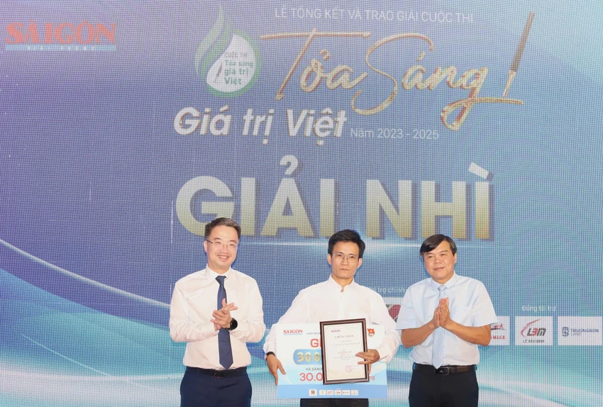 nguoi-phi-cong-khong-co-quan-phuc-4.jpg