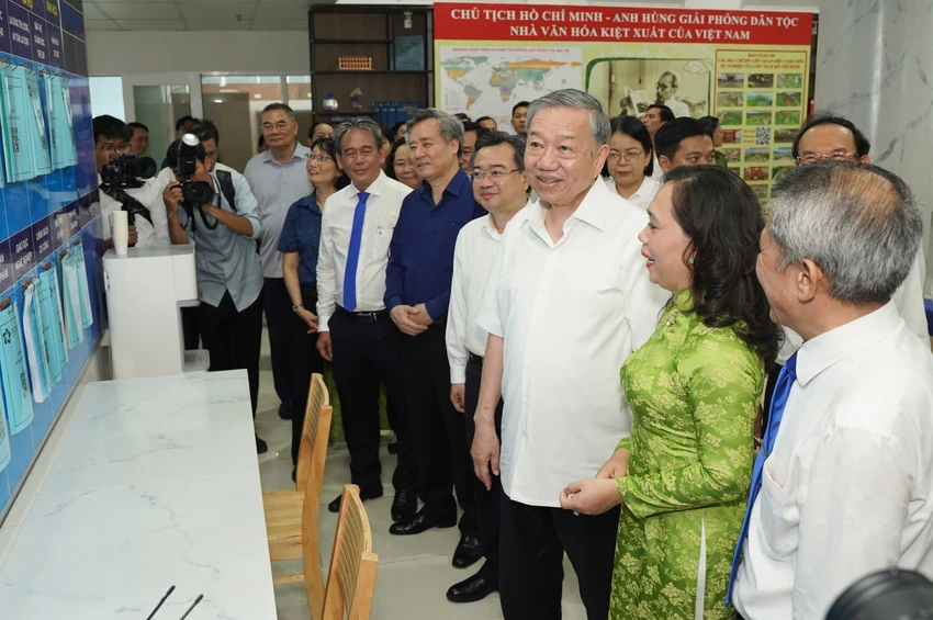 tong-bi-thu-to-lam-3.jpg