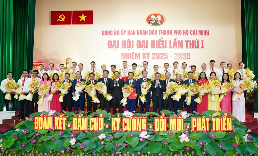 dang-bo-ubnd-tp.hcm-05.jpg