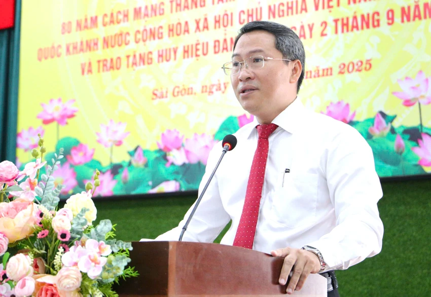 huy-hieu-dang-phuong-sai-gon-4.jpg