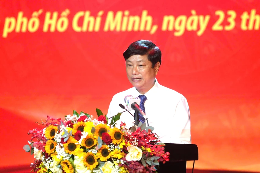 nam-bo-khang-chien.jpg