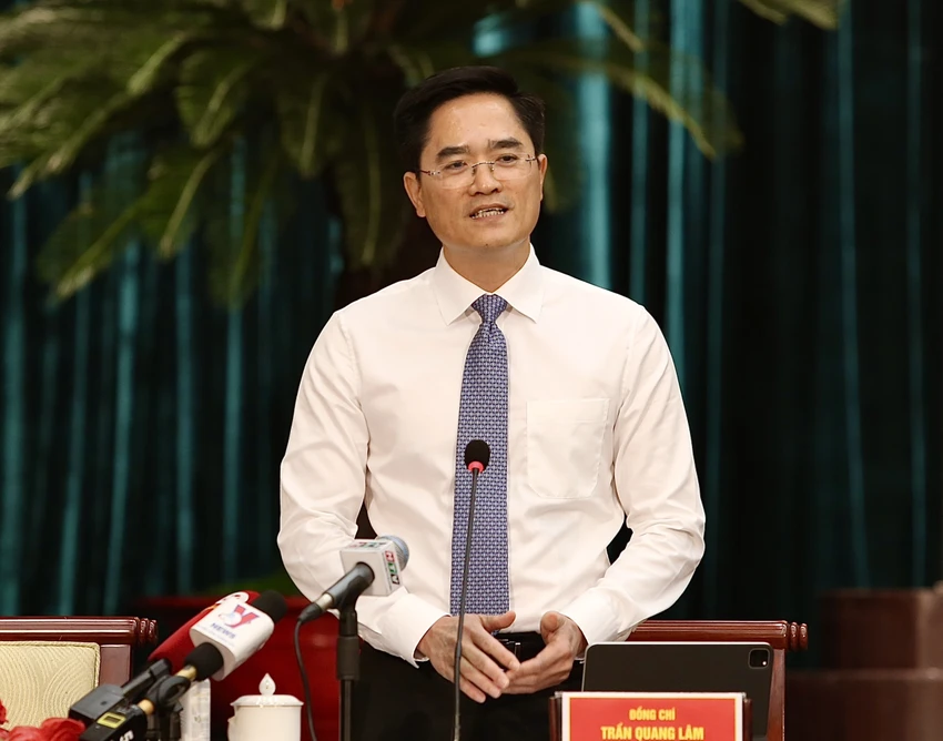 ong-tran-quang-lam-hgiang.jpg
