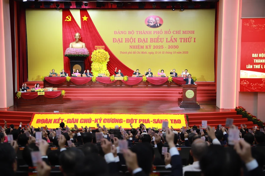 bi-thu-tran-luu-quang-2.jpg