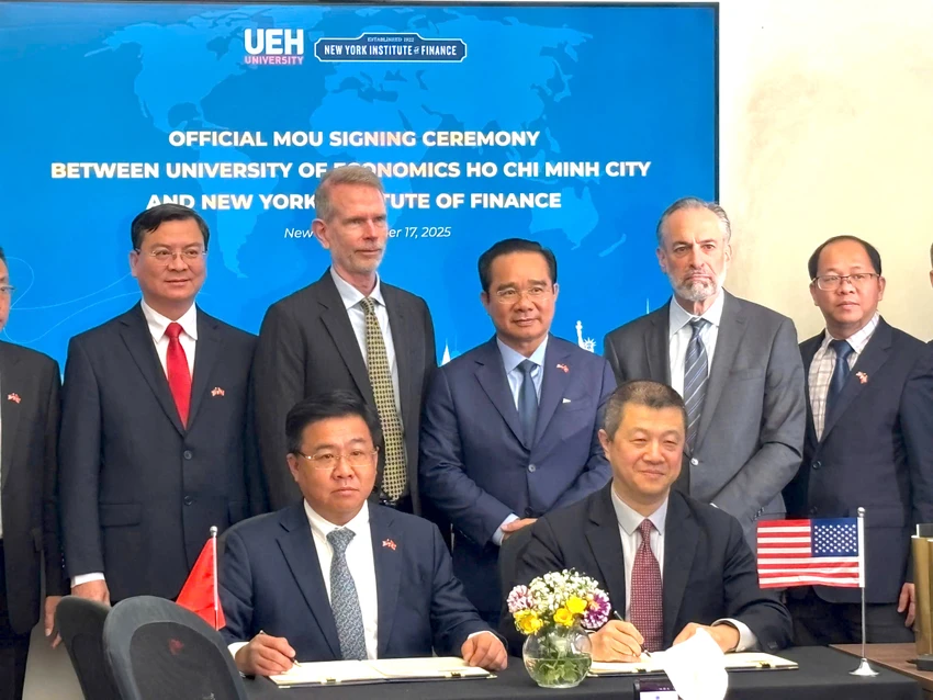 UEH hợp tác Viện Tài chính New York đào tạo nhân lực cho Trung tâm tài chính quốc tế TP.HCM-trung-tam-tai-chinh-quoc-te-18.10.jpg