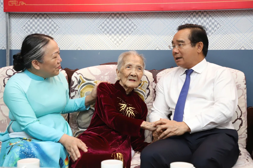 huy-hieu-dang-2.jpg
