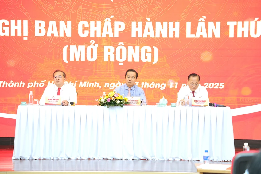 chu-tich-tp.hcm-nguyen-van-duoc-2.JPG