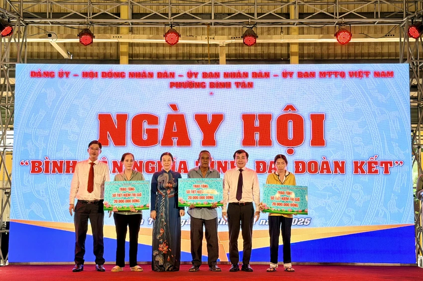 phuong-binh-tan-5.jpg