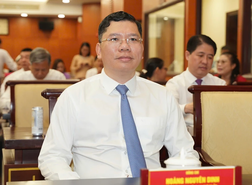 pho-chu-tich-ubnd-tp.hcm-3.jpg