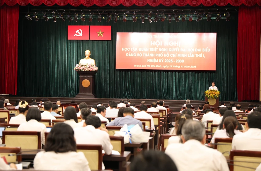 bi-thu-tran-luu-quang-2.JPG