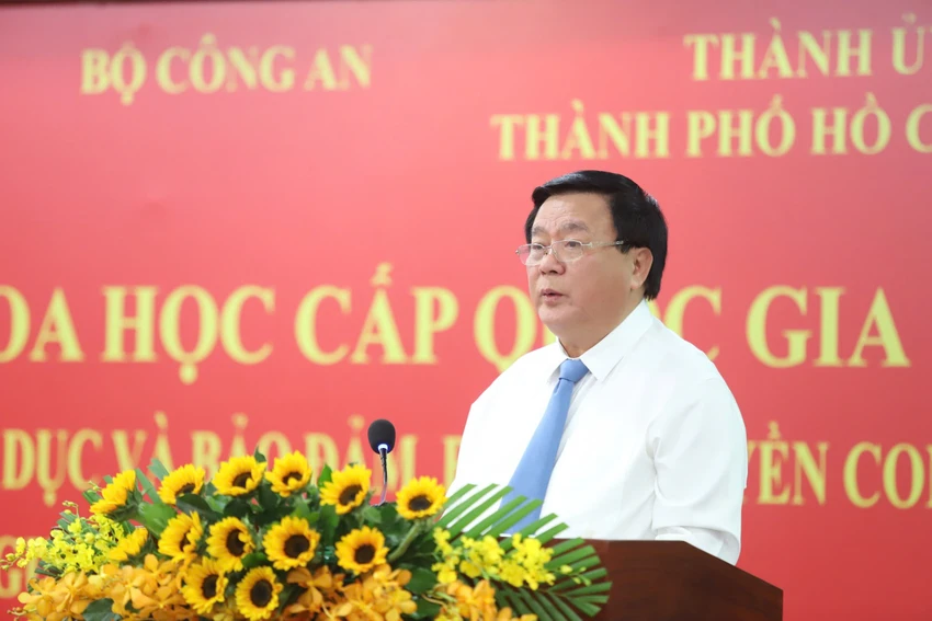 bi-thu-tran-luu-quang-4.jpg