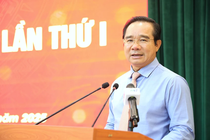uy-quyen-chu-tich-ubnd-tp.hcm.JPG
