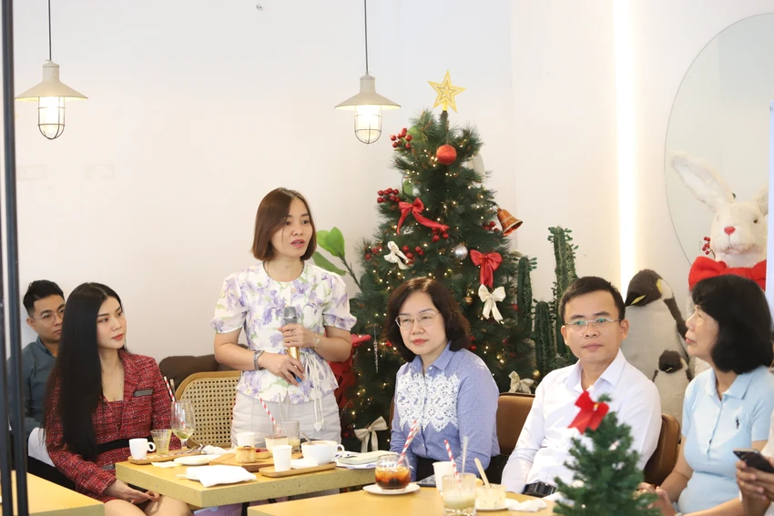 ca-phe-sang-phuong-tan-dinh-3.JPG