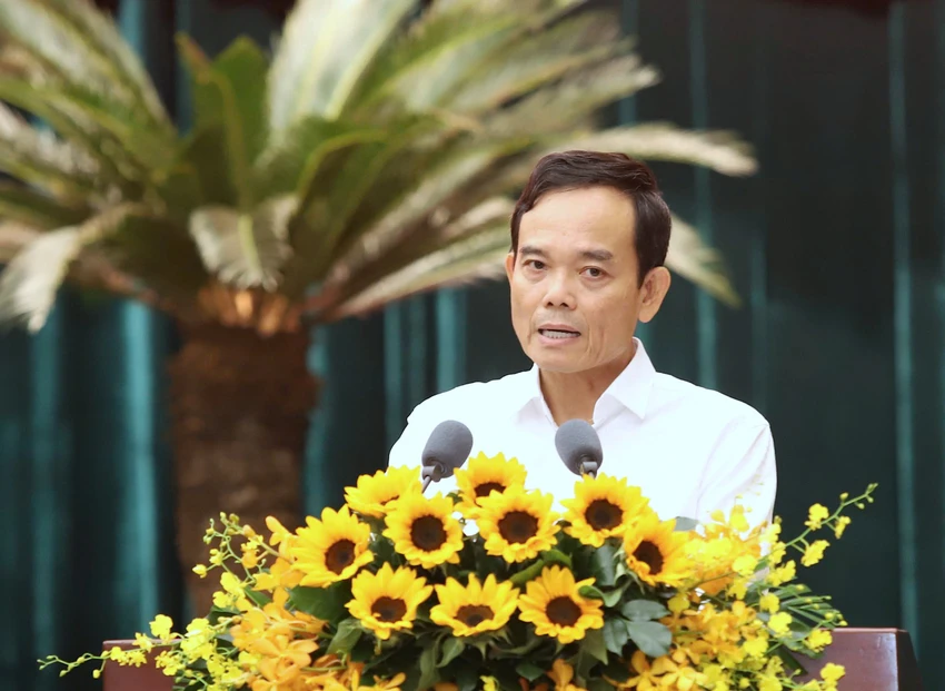 duong-vuot-bien-bi-thu-tran-luu-quang-1.jpg