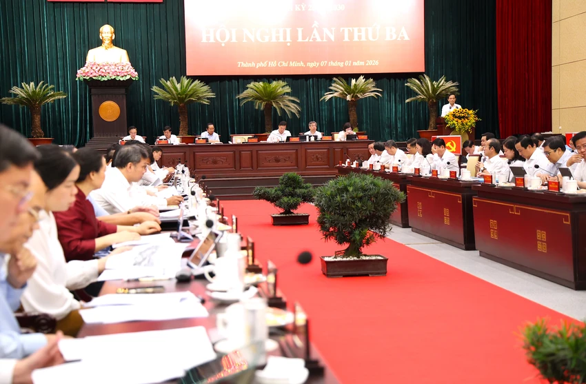 duong-vuot-bien-bi-thu-tran-luu-quang-2.JPG