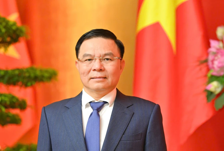 LE-MANH-DUNG-BO-CONG-THUONG.jpg