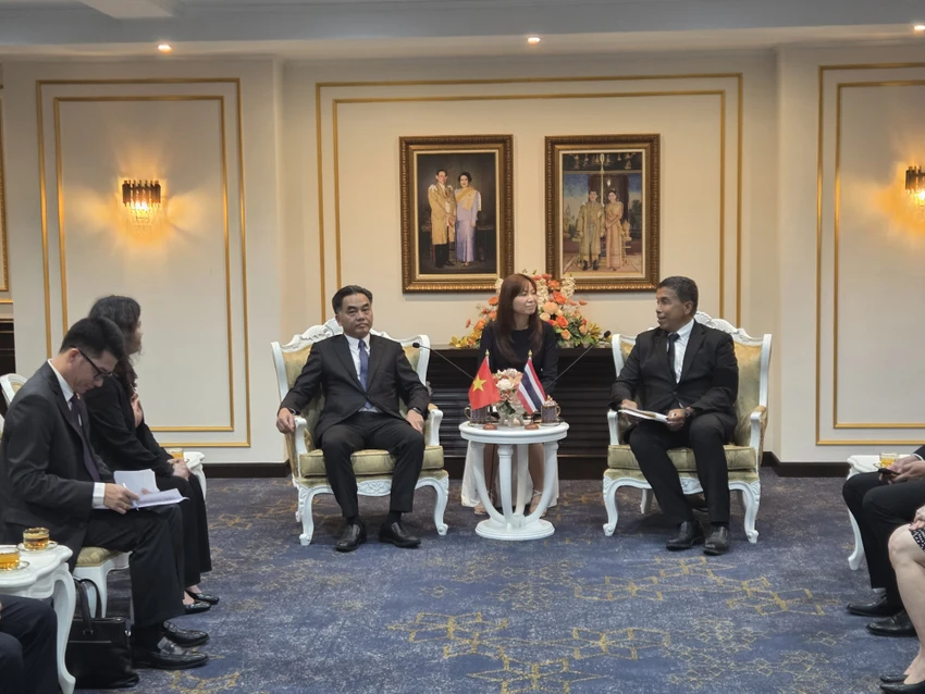nguyen-loc-ha-tp.hcm-bangkok-1.jpg