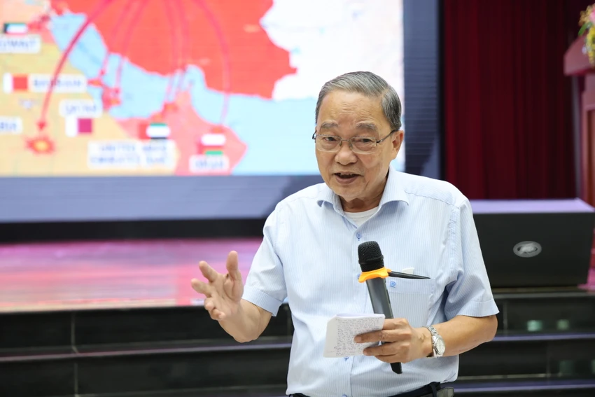 trung-tuong-pham-van-dy-thong-tin-thoi-su-3.JPG