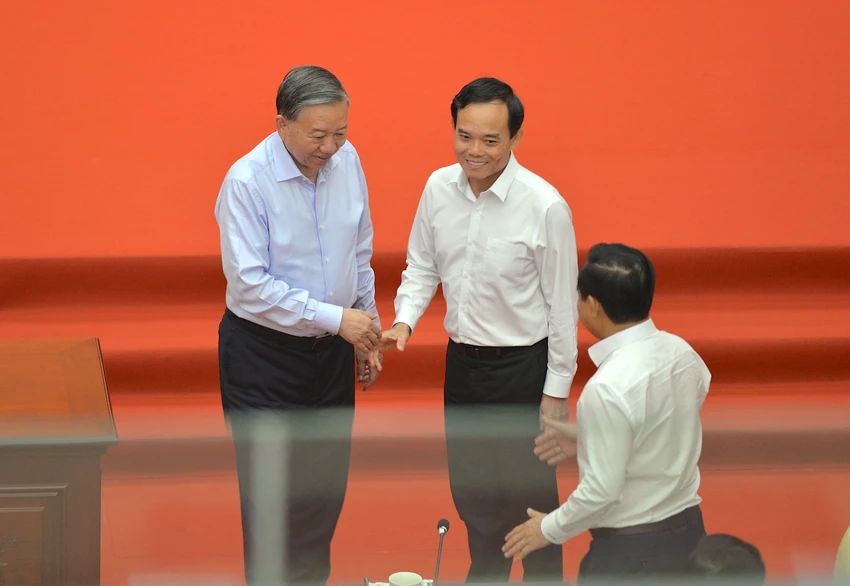 tong-bi-thu-chu-tich-nuoc-hathu-1.JPG