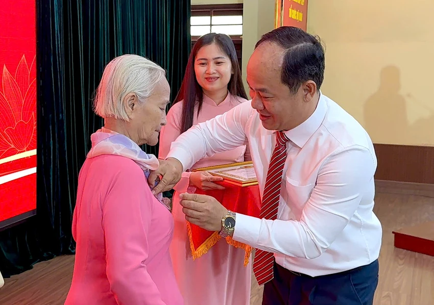 huy-hieu-dang-1.jpg