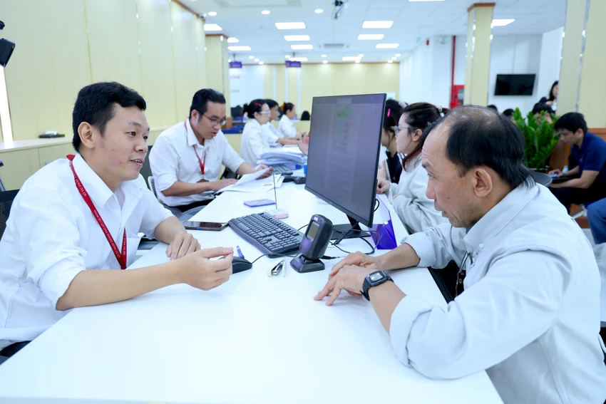nguoi-yeu-the-thu-tục-hanh-chinh-lethoa.JPG