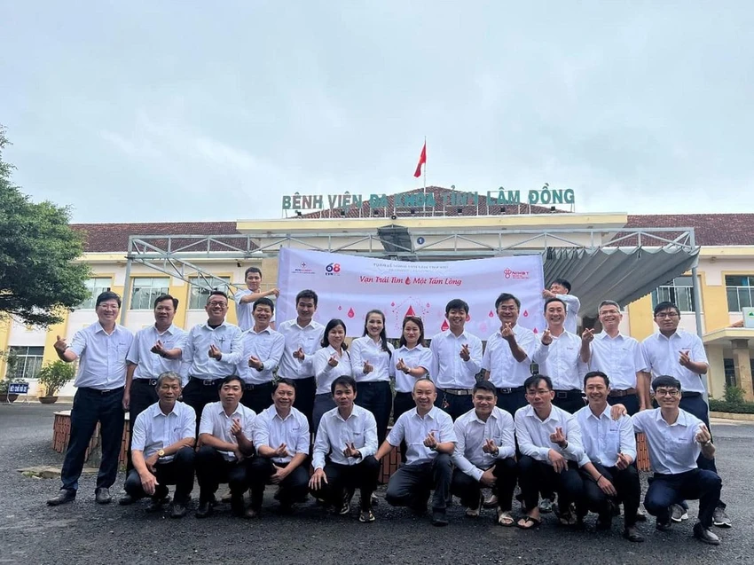 Công ty Thủy điện Đại Ninh tổ chức chương trình hiến máu nhân đạo tại Bệnh viện Đa Khoa Lâm Đồng Công ty Thủy điện Đại Ninh tổ chức chương trình hiến máu nhân đạo tại Bệnh viện Đa Khoa Lâm Đồng