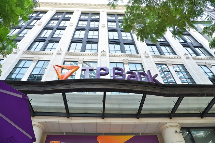 TPBank trở thành “Ngân hàng vững mạnh hàng đầu Việt Nam 2022” TPBank trở thành “Ngân hàng vững mạnh hàng đầu Việt Nam 2022”