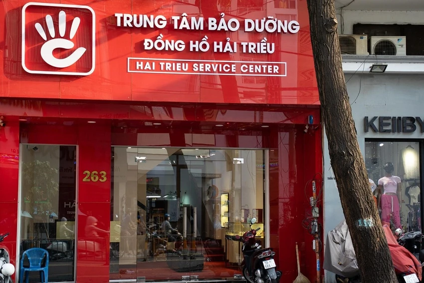 Trung tâm bảo dưỡng Đồng Hồ Hải Triều có hơn 30 năm kinh nghiệm trong nghề Trung tâm bảo dưỡng Đồng Hồ Hải Triều có hơn 30 năm kinh nghiệm trong nghề