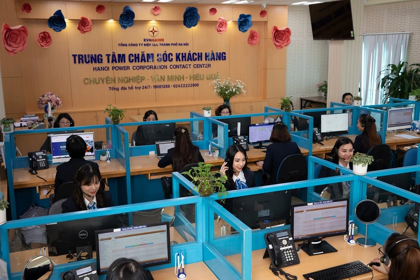 Sau 7 năm hoạt động, Trung tâm CSKH EVNHANOI đã và đang từng ngày lớn mạnh. Sau 7 năm hoạt động, Trung tâm CSKH EVNHANOI đã và đang từng ngày lớn mạnh.