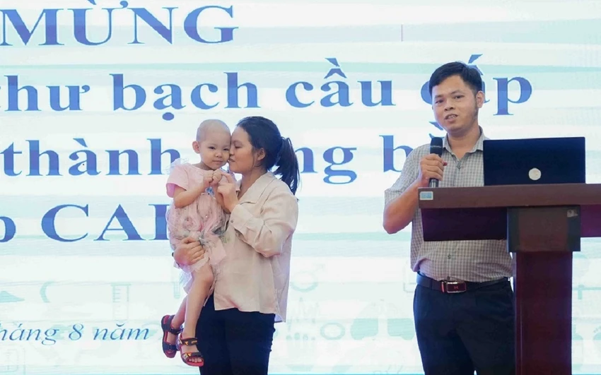 Chị Nguyệt – mẹ bé Bảo Chị không giấu được xúc động trong ngày con được ra viện Chị Nguyệt – mẹ bé Bảo Chị không giấu được xúc động trong ngày con được ra viện
