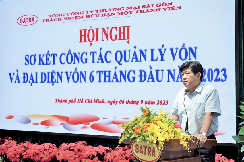 Ông Nguyễn Hữu Nghĩa – Bí Thư Đảng ủy, Chủ tịch Hội đồng thành viên SATRA phát biểu tại Hội nghị Ông Nguyễn Hữu Nghĩa – Bí Thư Đảng ủy, Chủ tịch Hội đồng thành viên SATRA phát biểu tại Hội nghị