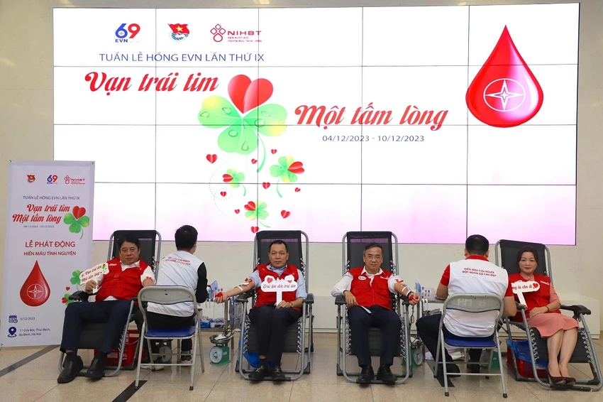 EVN, EVNGENCO1 hưởng ứng Tuần lễ hồng 'Vạn trái tim - Một tấm lòng'