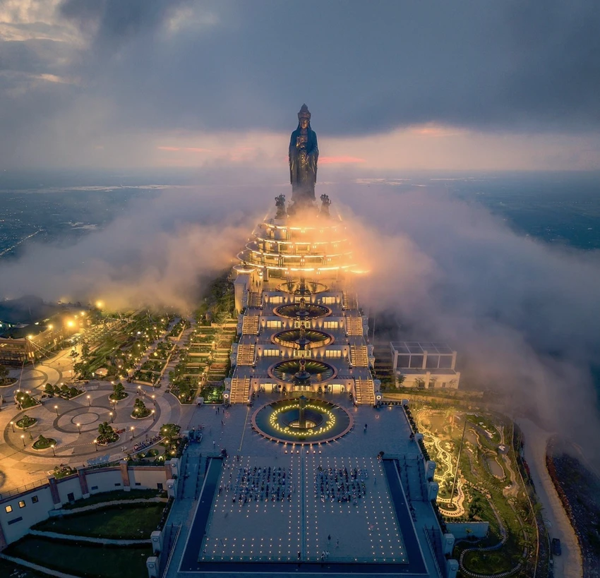 nhung-trai-nghiem-tam-linh-dac-biet-chi-co-o-thanh-dia-hanh-huong-nui-ba-den2.png