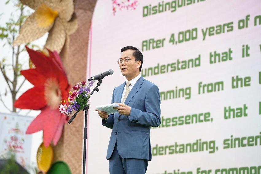 Trải nghiệm Tết Việt tại 'Ngày tìm hiểu Việt Nam 2024'