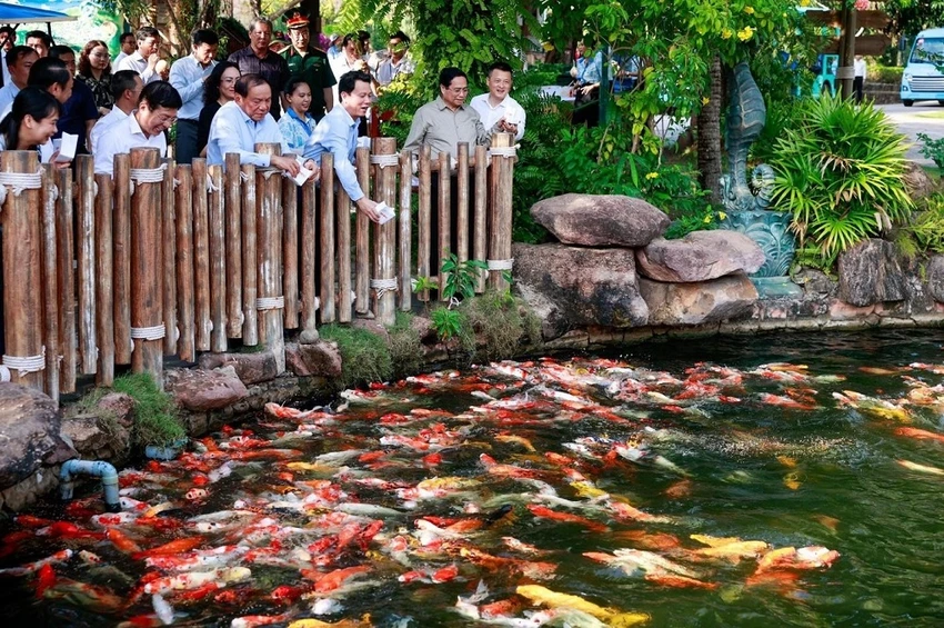 Chùm ảnh: Thủ tướng Phạm Minh Chính khảo sát các dự án tại Thị trấn Hoàng Hôn, Phú Quốc