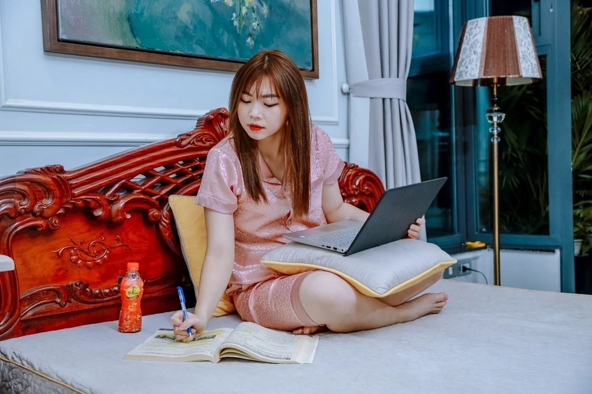 Căng mình ôn thi trong nắng nóng như đổ lửa: Làm gì giúp sĩ tử tươi mát mỗi ngày?