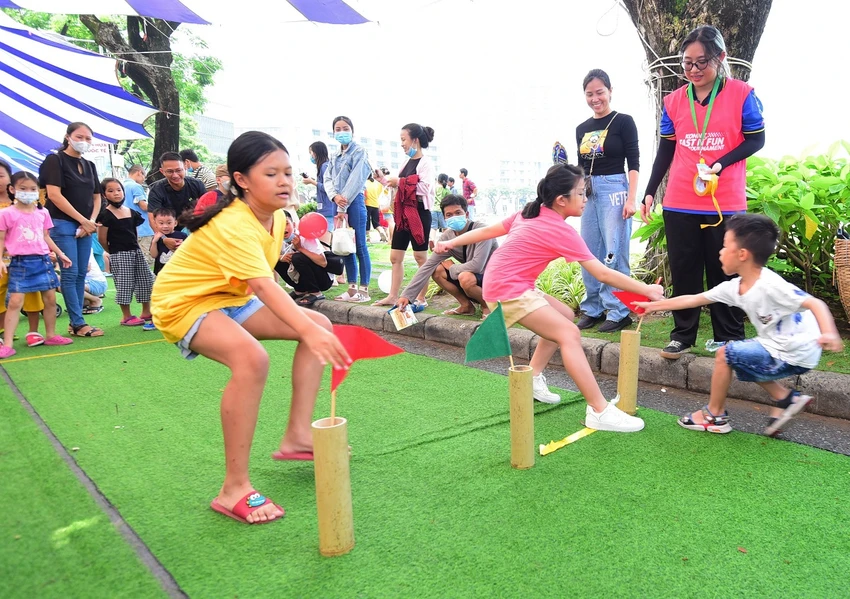 Ngày hội Phú Mỹ Hưng hướng về trẻ em lần 13 – 2024: ‘Lễ hội mùa hè – Chơi để học’