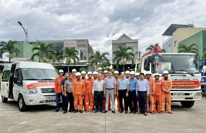 EVNCPC điều thêm 180 nhân lực tăng cường hỗ trợ thi công dự án đường dây 500kV mạch 3 từ Quảng Trạch đến Phố Nối