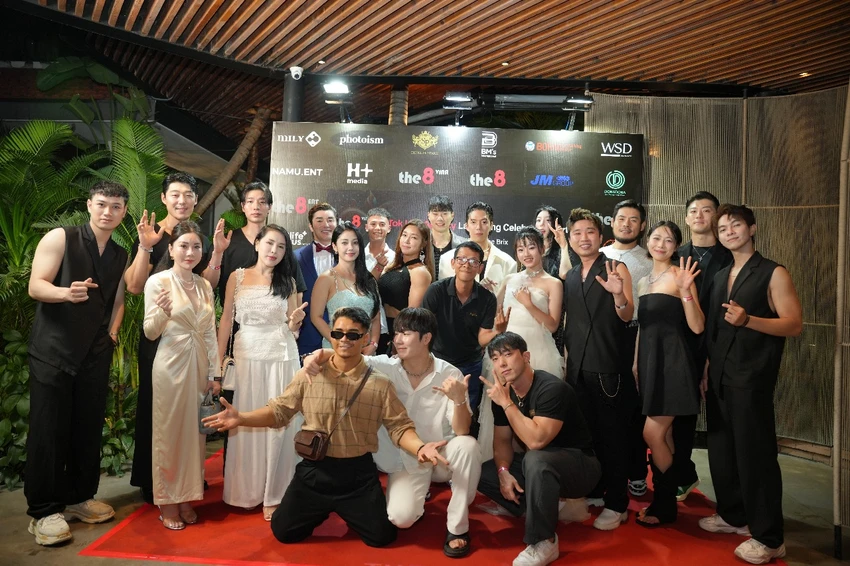 the8-vina-ky-ket-hop-dong-doi-tac-chien-luoc-voi-hplus-tai-viet-nam1.jpg