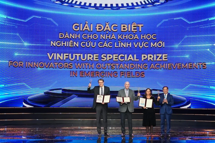 giai-thuong-vinfuture-2024-vinh-danh-4-cong-trinh-khoa-hoc-but-pha-kien-cuong (4).jpg