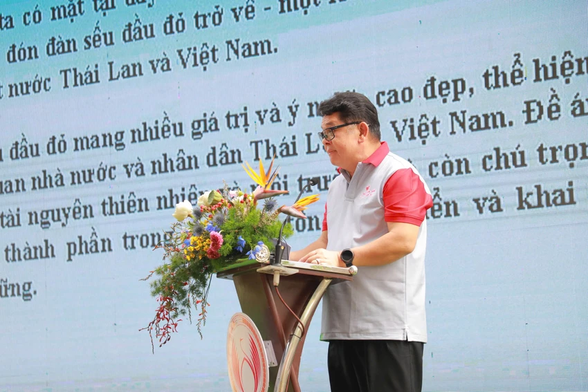 CP Việt Nam đồng hành bảo tồn và phát triển sếu đầu đỏ