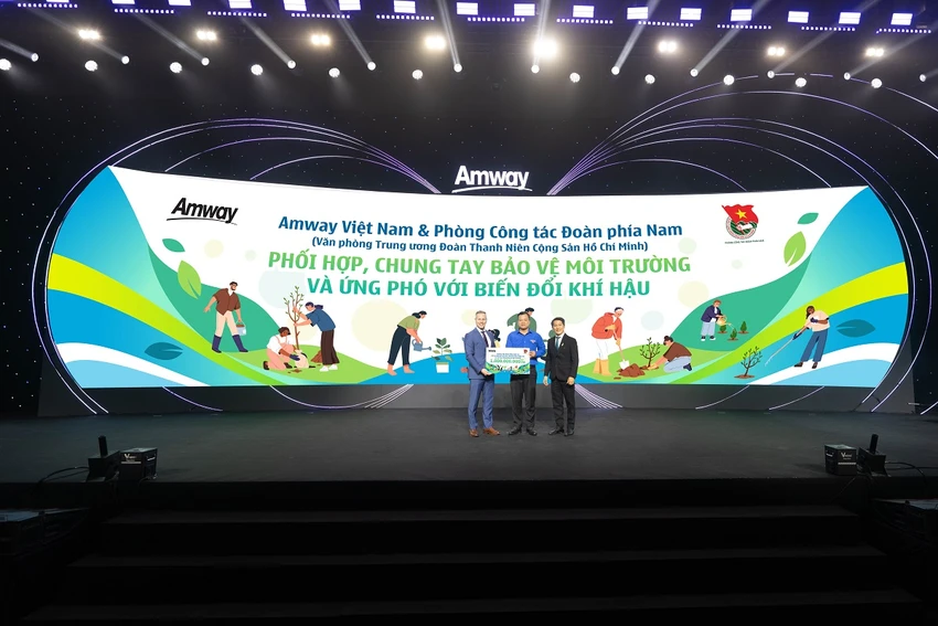 Amway Việt Nam ra mắt chiến lược 'Sống khỏe mạnh, sống hạnh phúc' 2025