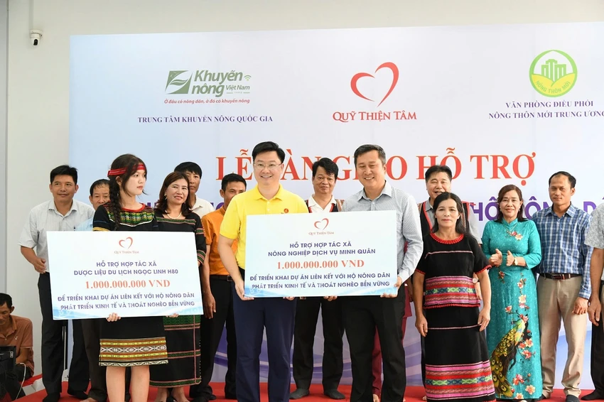 quy-thien-tam-don-nhan-luan-chuong-lao-dong-hang-nhat-cua-chu-tich-nuoc3.jpg