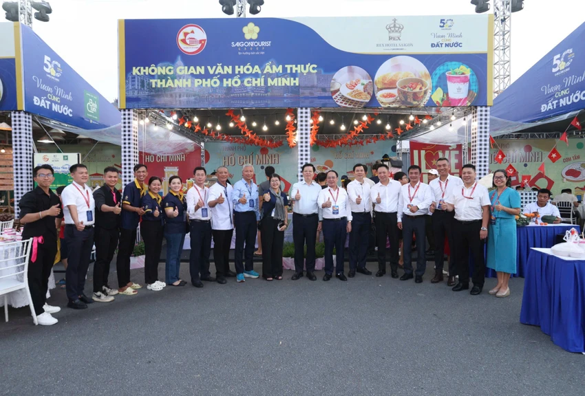 saigontourist-group-tham-gia-cac-hoat-dong-tai-trien-lam-thanh-tuu-kinh-te-xa-hoi-khang-dinh-vi-the-dan-dau-nganh-du-lich-viet-nam1.jpg