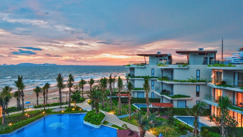 resort-bien-sap-van-hanh-hap-dan-dong-tien-dau-tu1.jpg