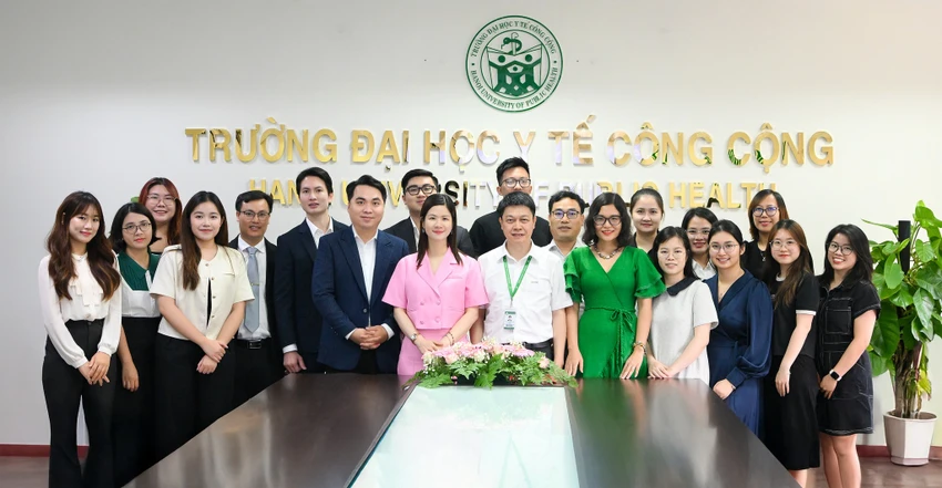 InnovaConnect, InnovaTalk - Cầu nối xóa nhòa biên giới khoa học Việt Nam và thế giới