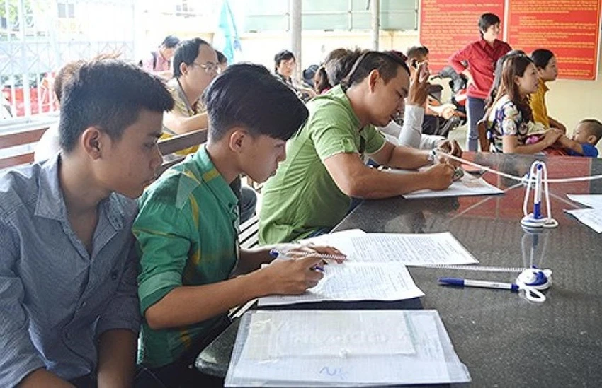 Chuyển cấp thẻ CCCD từ công an sang UBND huyện, TP ảnh 1 Chuyển cấp thẻ CCCD từ công an sang UBND huyện, TP ảnh 1