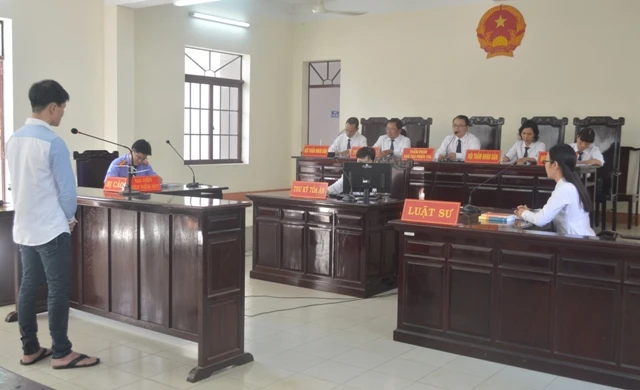 Luật sư đã ngồi ngang với KSV tại tòa ảnh 1 Luật sư đã ngồi ngang với KSV tại tòa ảnh 1