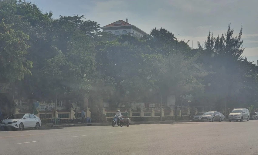 Lãnh đạo Sở VH-TT cam kết việc thu hồi mặt bằng đã cho thuê tại Bạch Dinh sẽ được giải quyết dứt điểm trong năm 2022. Ảnh:TK Lãnh đạo Sở VH-TT cam kết việc thu hồi mặt bằng đã cho thuê tại Bạch Dinh sẽ được giải quyết dứt điểm trong năm 2022. Ảnh:TK