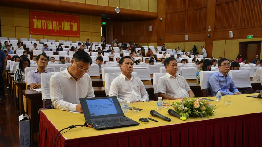 Các đại biểu tham dự hội nghị. Ảnh: Đức Long Các đại biểu tham dự hội nghị. Ảnh: Đức Long
